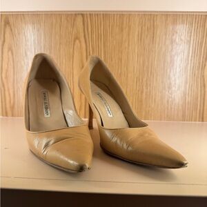 Manolo Blahnik Beige Leather Heels